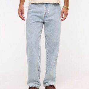 NWOT Abercrombie & Fitch Men's Baggy Light Wash Jeans